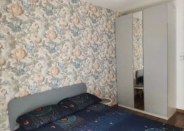 Apartament Andrea 1 アパート *