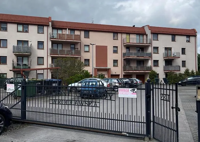 Apartament Andrea 1 アパート Oleśnica